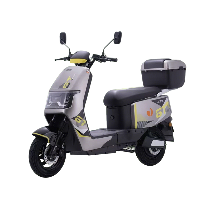 Como funciona o sistema de suspensão da Versatile Motorcycle tanto em estradas urbanas quanto em terrenos off-road em comparação com motocicletas dual-sport dedicadas?